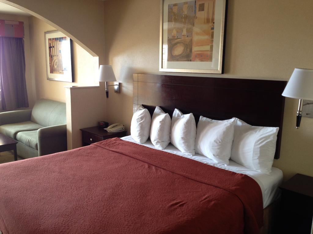 Quality Inn Carthage Phòng bức ảnh