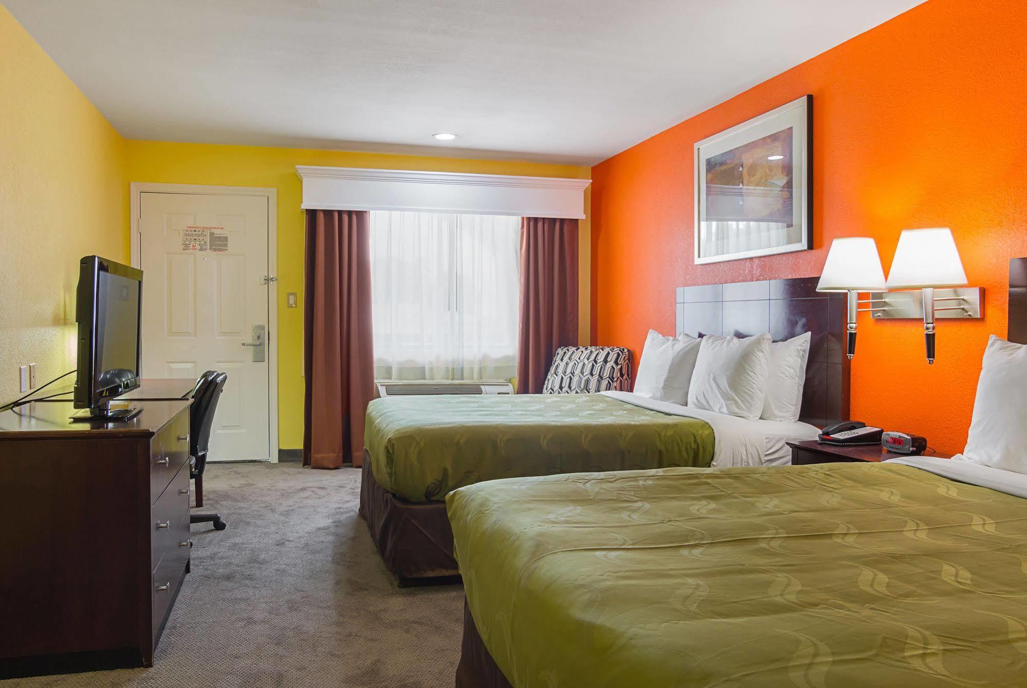 Quality Inn Carthage Ngoại thất bức ảnh